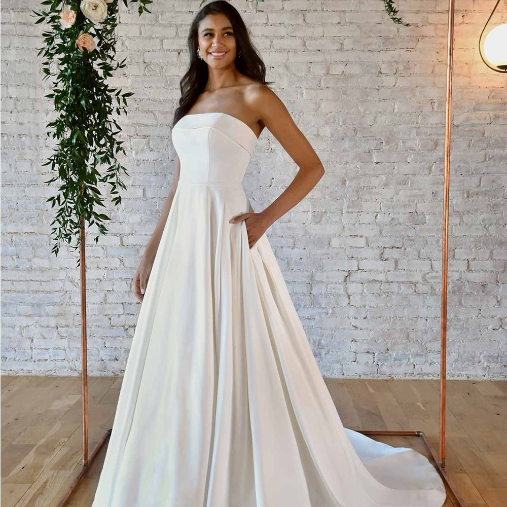 Stella York 7045 Strapless White Wedding Dress